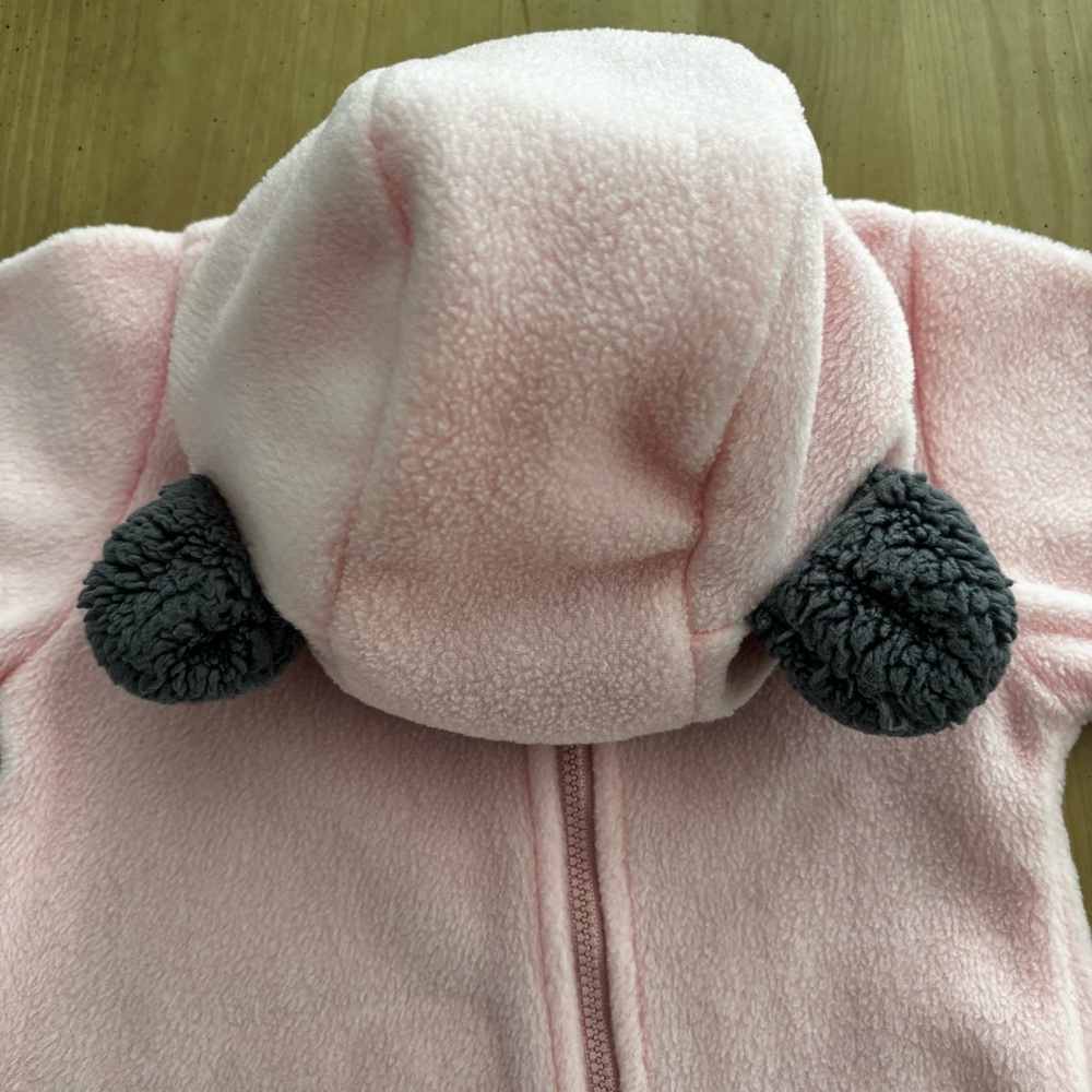 COLUMBIA Infant Fleece Snowsuit. Pink with Gray Trim. Size 0-3 Months. - Picture 7 of 12